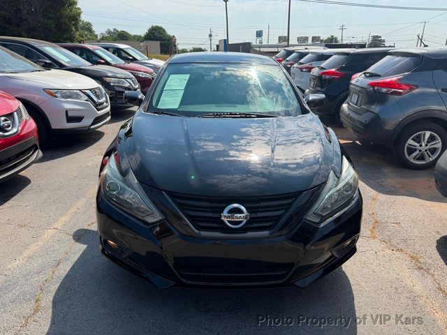 2018 Nissan Altima 2.5 SR Sedan - 23018142 - 1