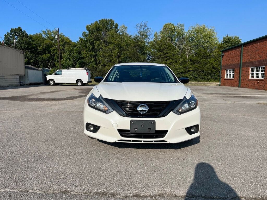 2018 Nissan Altima 2.5 SR Sedan - 22631280 - 1