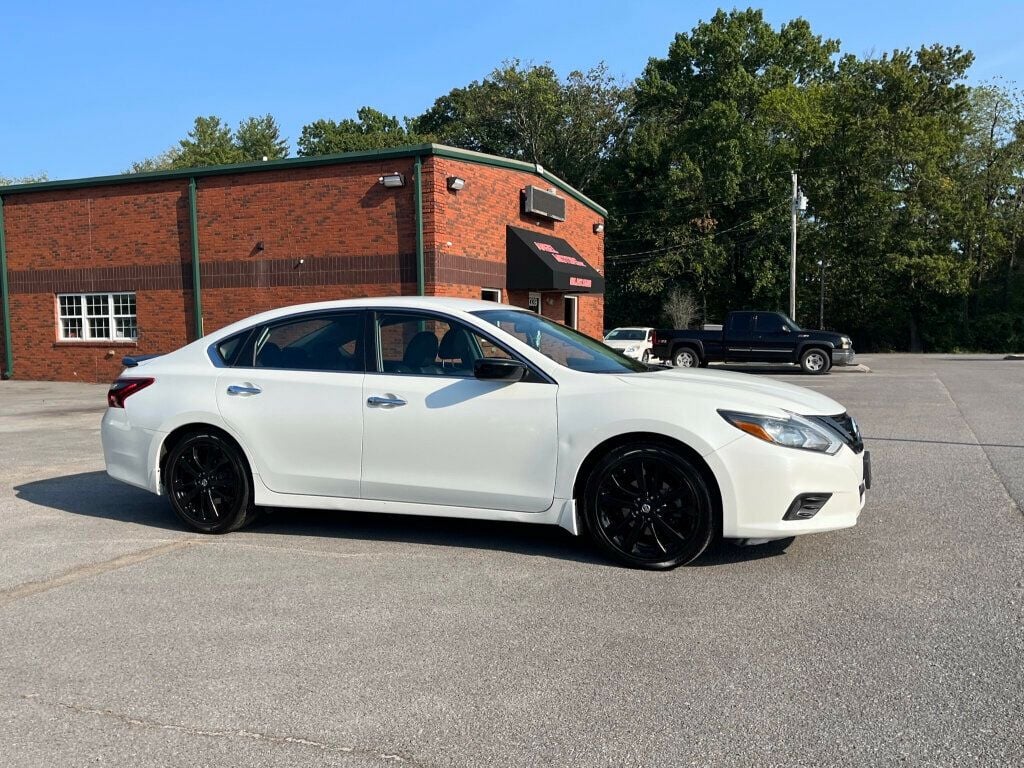 2018 Nissan Altima 2.5 SR Sedan - 22631280 - 2