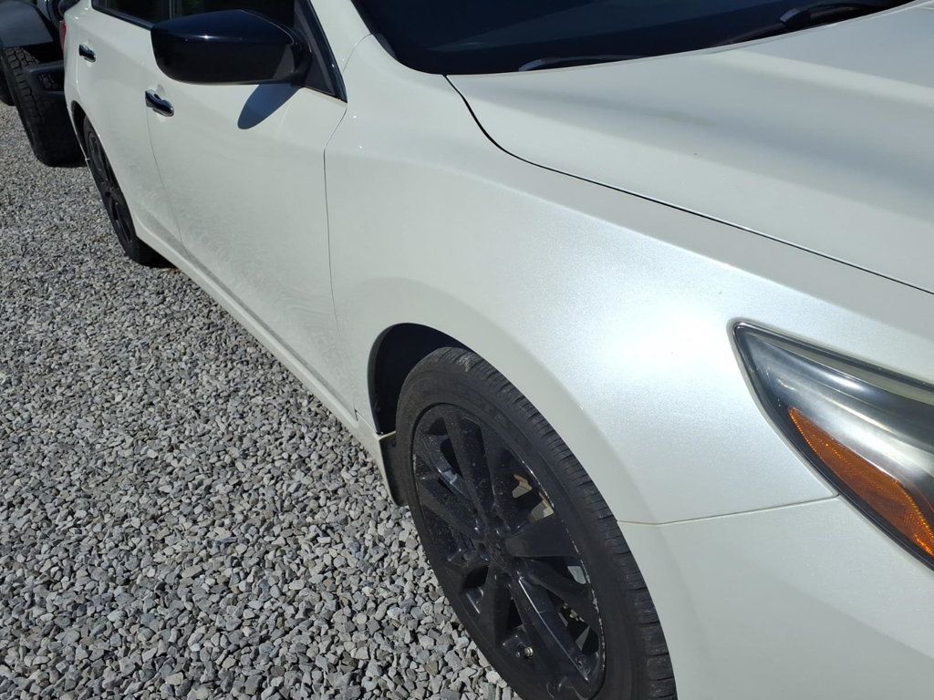 Nissan Altima photo 18