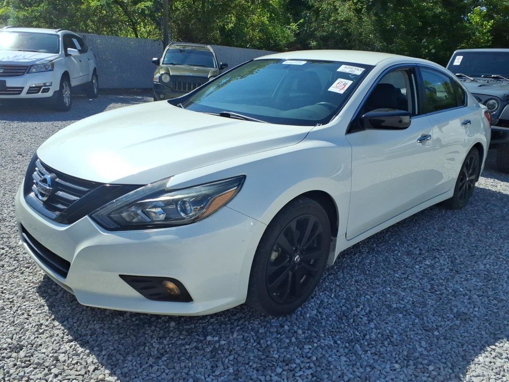Nissan Altima photo 4