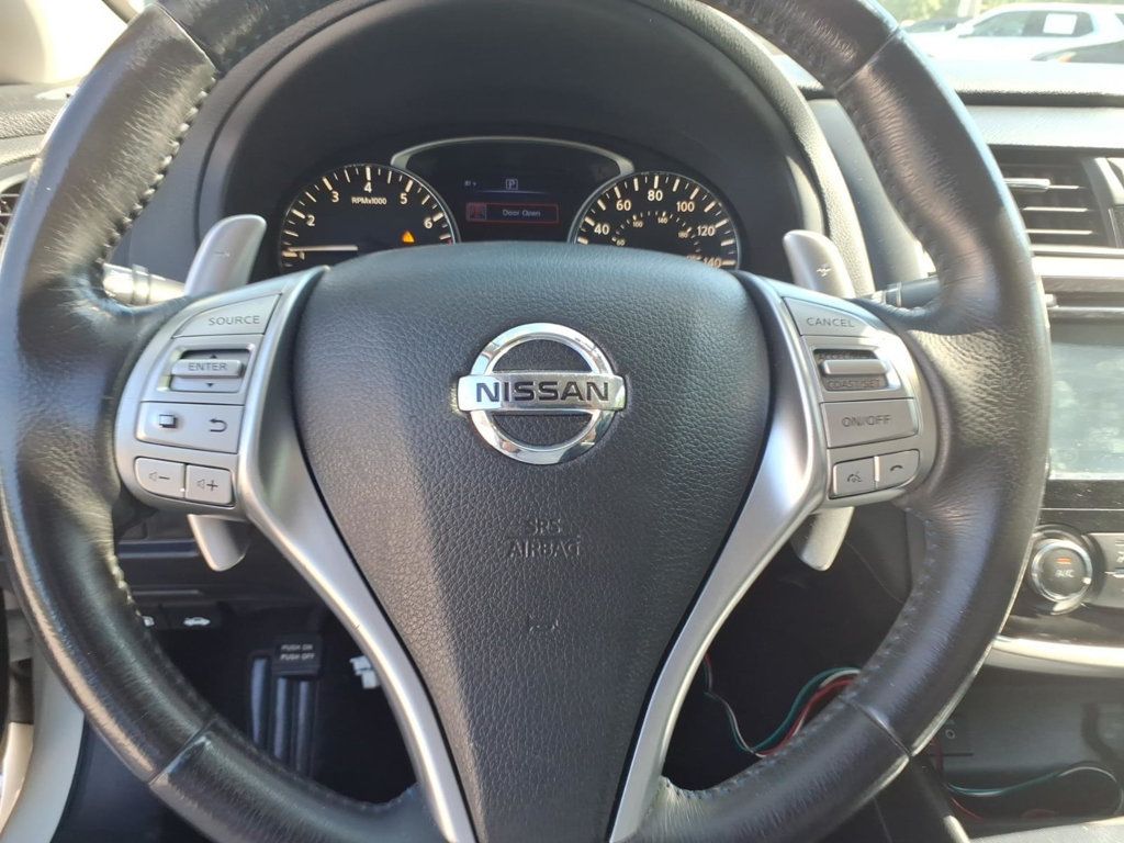 Nissan Altima photo 7