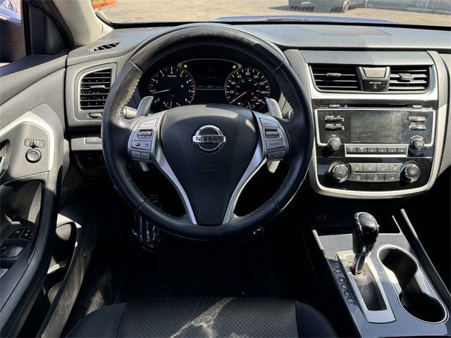 2018 Nissan Altima 2.5 SR Sedan - 22606366 - 20