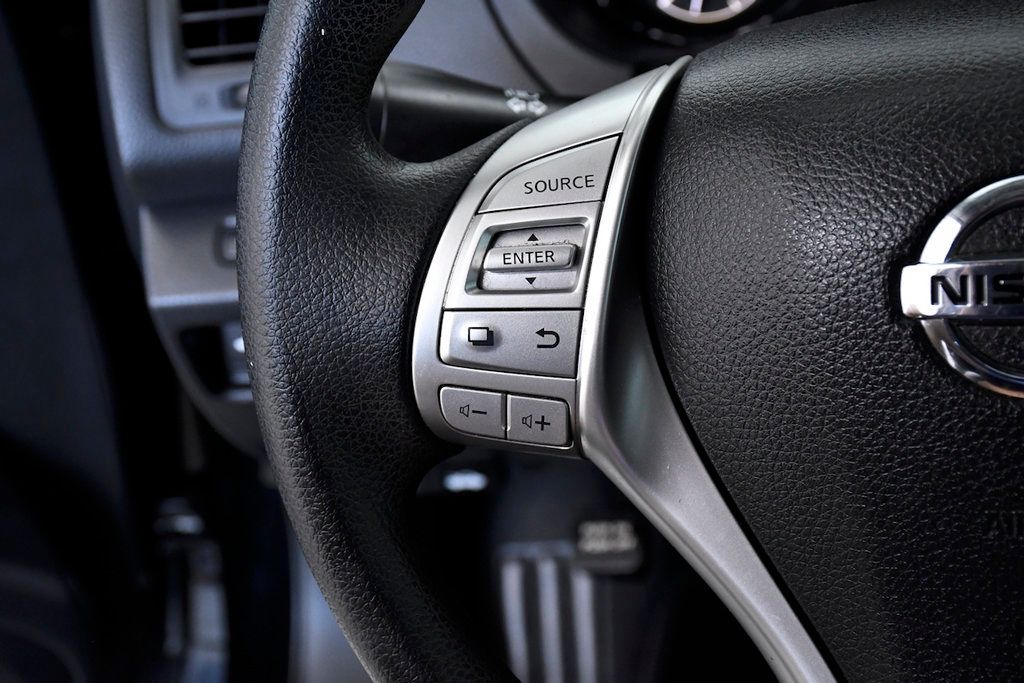 2018 Nissan Altima 2.5 SR Sedan - 22905299 - 7