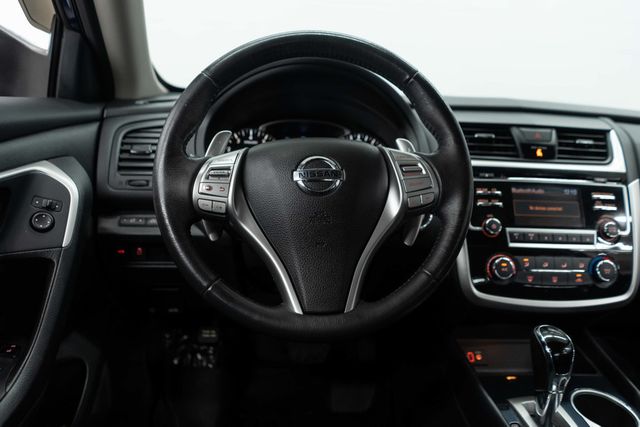 2018 Nissan Altima 2.5 SR Sedan - 23091217 - 13