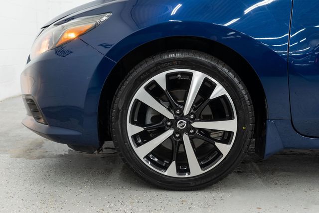 2018 Nissan Altima 2.5 SR Sedan - 23091217 - 27