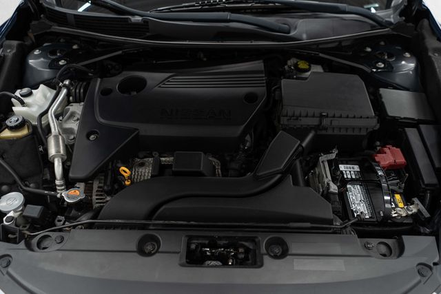 2018 Nissan Altima 2.5 SR Sedan - 23091217 - 31