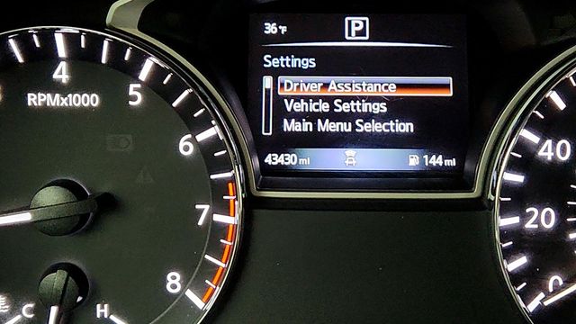 2018 Nissan Altima 2.5 SR Special Edition Sedan - 22944656 - 14