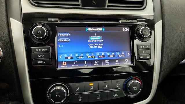 2018 Nissan Altima 2.5 SR Special Edition Sedan - 22944656 - 17