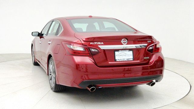 2018 Nissan Altima 2.5 SR Special Edition Sedan - 22944656 - 5