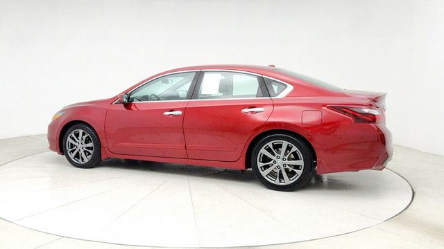 2018 Nissan Altima 2.5 SR Special Edition Sedan - 22944656 - 6