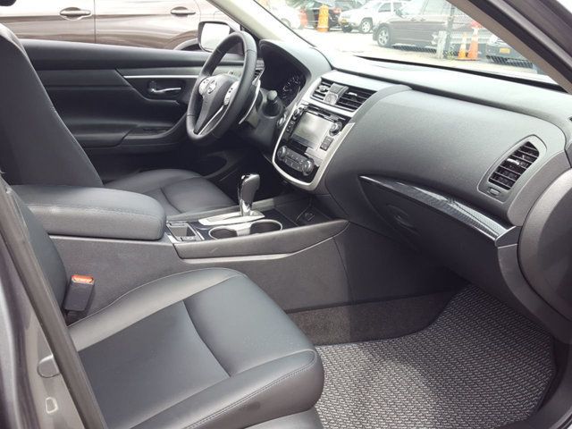 2018 Nissan Altima 2.5 SR Special Edition w/Navigation - 18033904 - 12