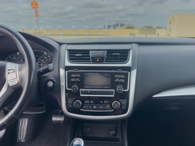 2018 Nissan Altima 2.5 S Sedan - 22843385 - 18