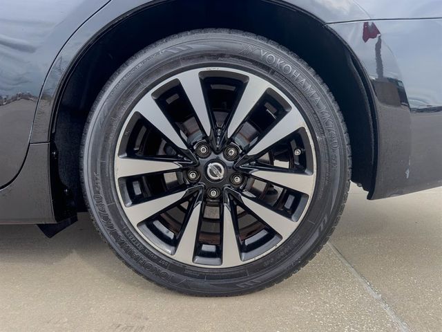 2018 Nissan Altima 2.5 S Sedan - 22843385 - 20