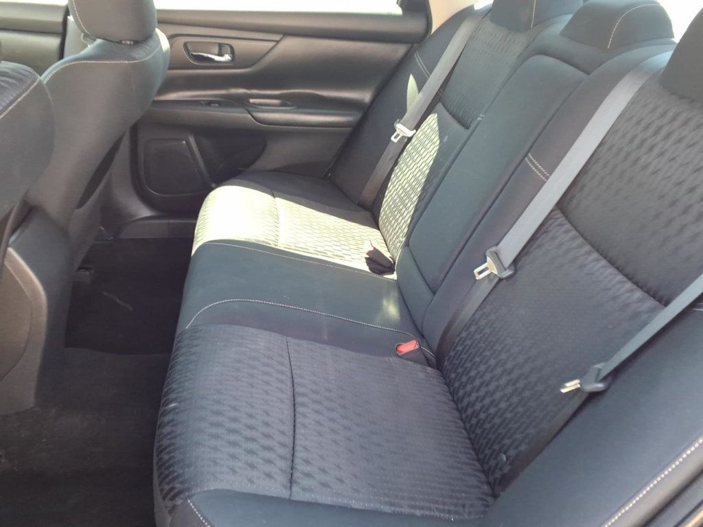 2018 Nissan Altima 2.5 S Sedan - 23021868 - 14