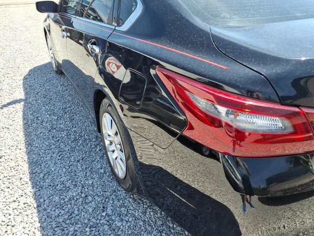 2018 Nissan Altima 2.5 S Sedan - 23021868 - 16