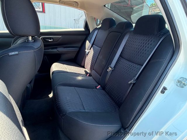 2018 Nissan Altima 2.5 SV Sedan - 23028205 - 13