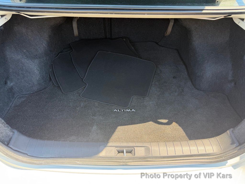2018 Nissan Altima 2.5 SV Sedan - 23028205 - 23