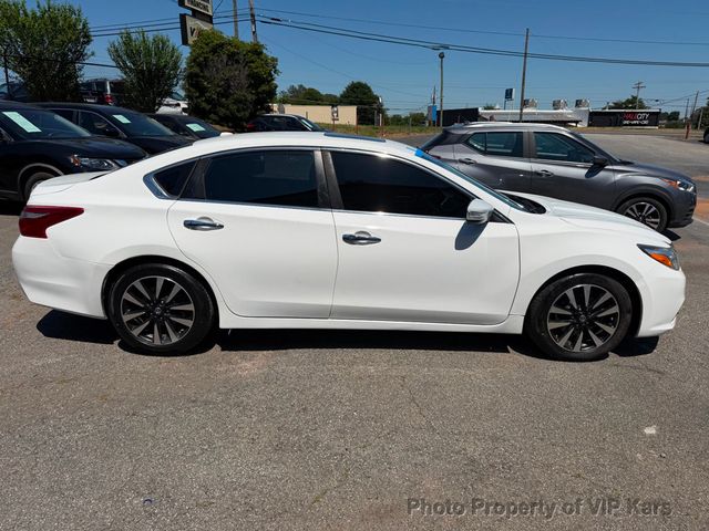 2018 Nissan Altima 2.5 SV Sedan - 23028205 - 3