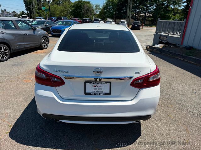 2018 Nissan Altima 2.5 SV Sedan - 23028205 - 5