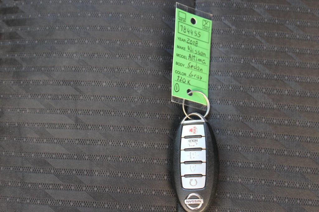 2018 Nissan Altima 2.5 SV Sedan - 22923357 - 24