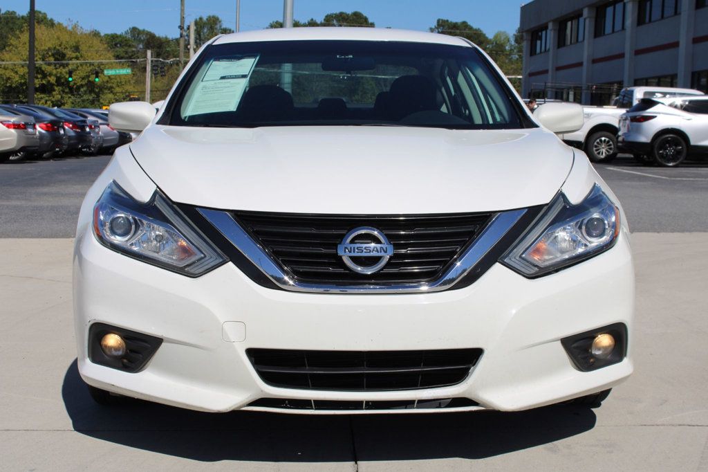 2018 Nissan Altima 2.5 SV photo 2