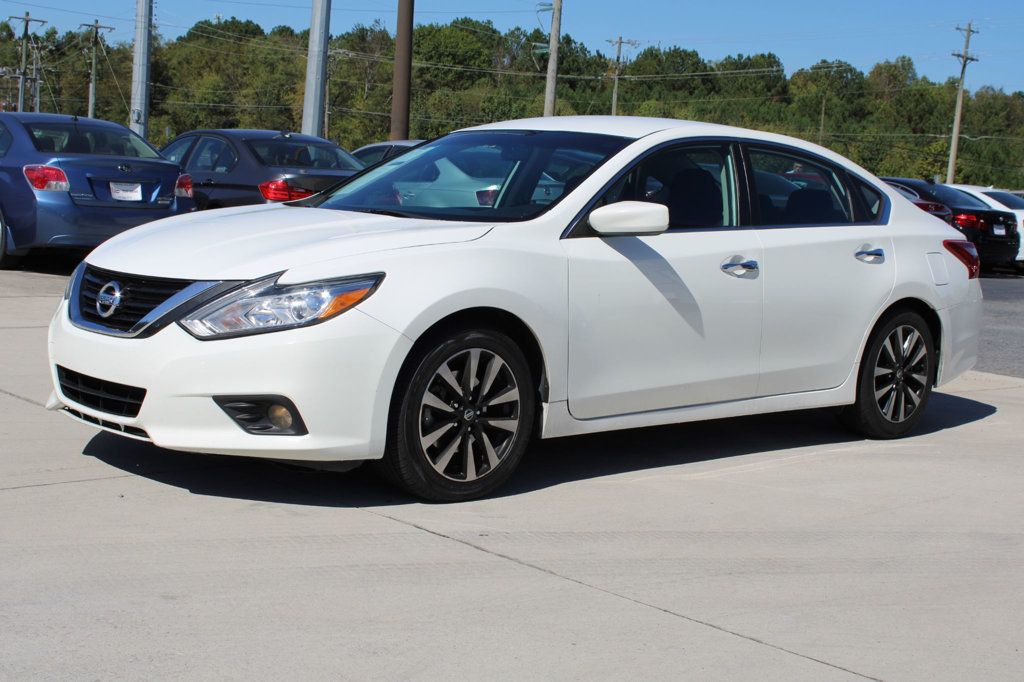 2018 Nissan Altima 2.5 SV photo 3
