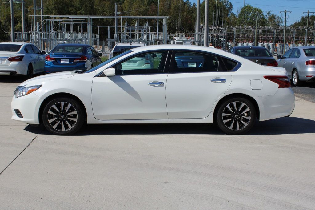 2018 Nissan Altima 2.5 SV photo 4
