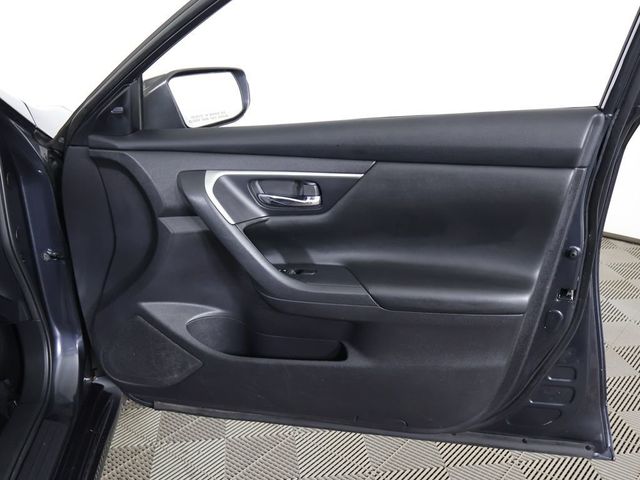 2018 Nissan Altima 2.5 SV Sedan - 23009352 - 18