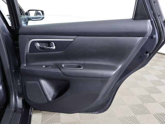 2018 Nissan Altima 2.5 SV Sedan - 23009352 - 20