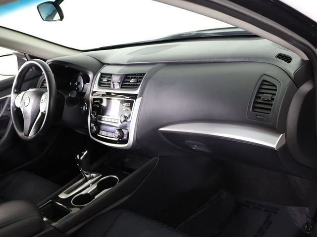 2018 Nissan Altima 2.5 SV Sedan - 23009352 - 22