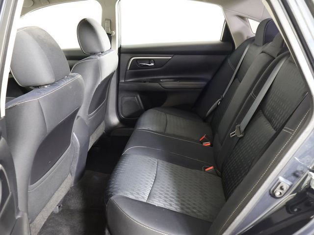 2018 Nissan Altima 2.5 SV Sedan - 23009352 - 27