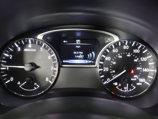 2018 Nissan Altima 2.5 SV Sedan - 23009352 - 34