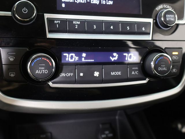 2018 Nissan Altima 2.5 SV Sedan - 23009352 - 39