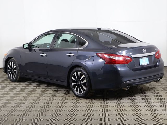 2018 Nissan Altima 2.5 SV Sedan - 23009352 - 5