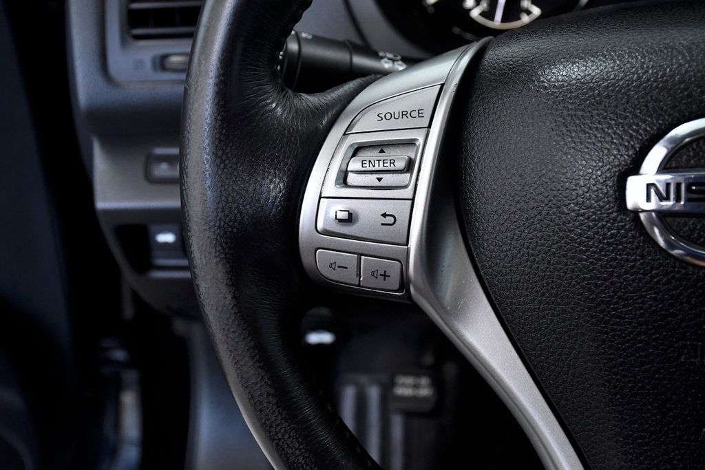 2018 Nissan Altima 2.5 SV Sedan - 22905307 - 20