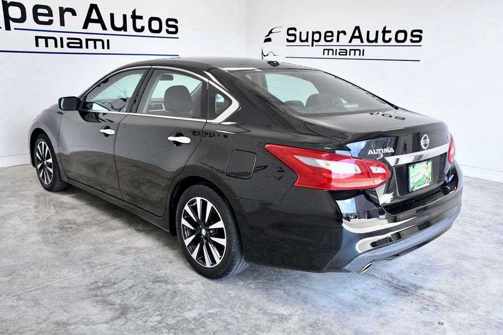 2018 Nissan Altima 2.5 SV Sedan - 22905307 - 5