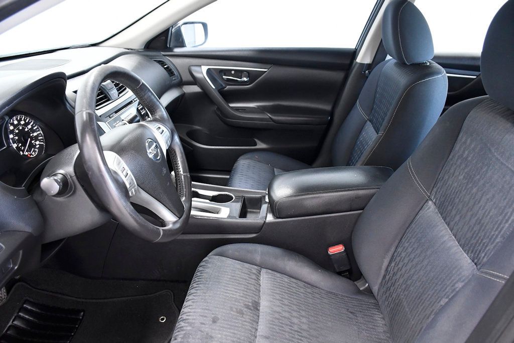 2018 Nissan Altima 2.5 SV Sedan - 22905307 - 6