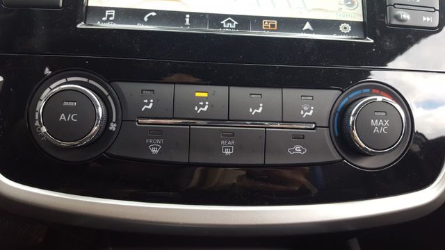 2018 Nissan Altima SR Midnight w/Navigation - 18033910 - 17