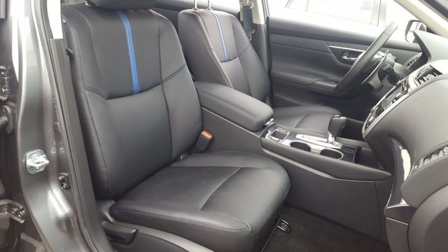 2018 Nissan Altima SR Midnight w/Navigation - 18033910 - 5