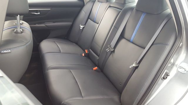 2018 Nissan Altima SR Midnight w/Navigation - 18033910 - 7