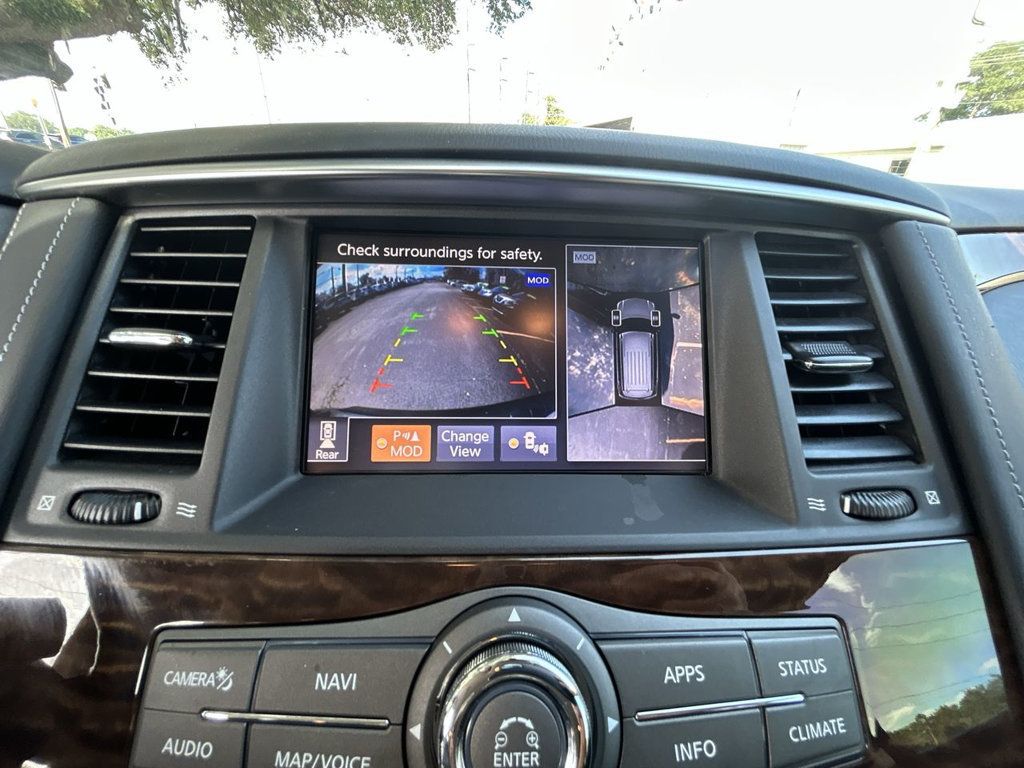 Nissan Armada 4x2 Platinum photo 18