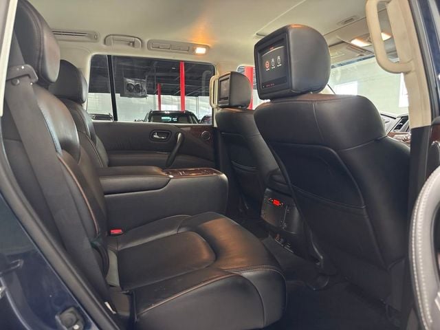 2018 Nissan Armada 4x4 Platinum - 23057640 - 32