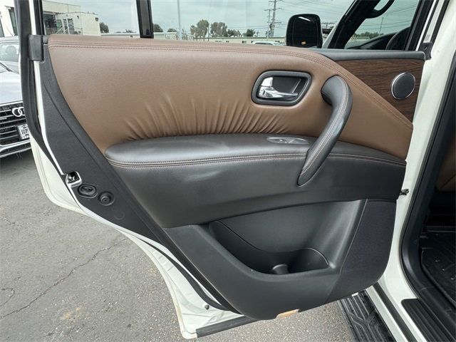 2018 Nissan Armada 4x4 Platinum - 22394624 - 26