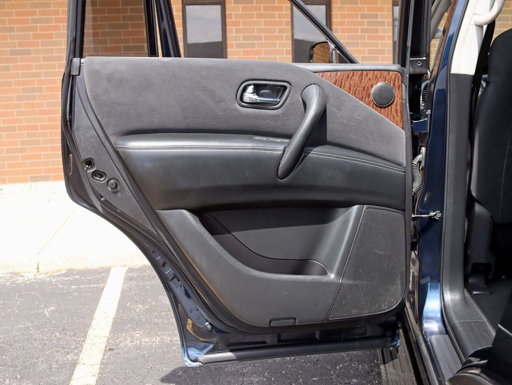 2018 Nissan Armada 4x4 SV - 23017622 - 26