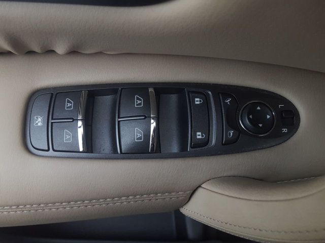 2018 Nissan Armada Platinum 4x4 w/Navigation - 18046796 - 24