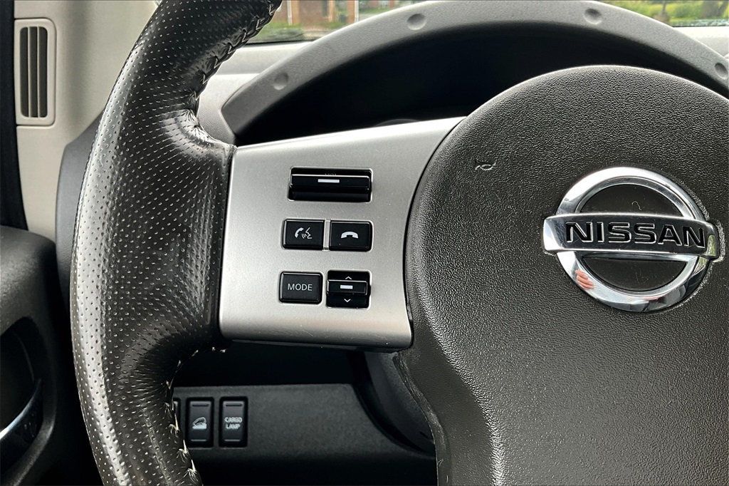 2018 Nissan Frontier Crew Cab PRO-4X photo 15