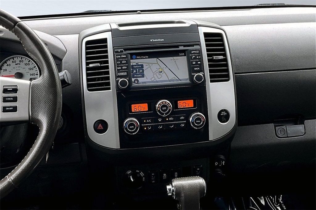 2018 Nissan Frontier Crew Cab PRO-4X photo 18