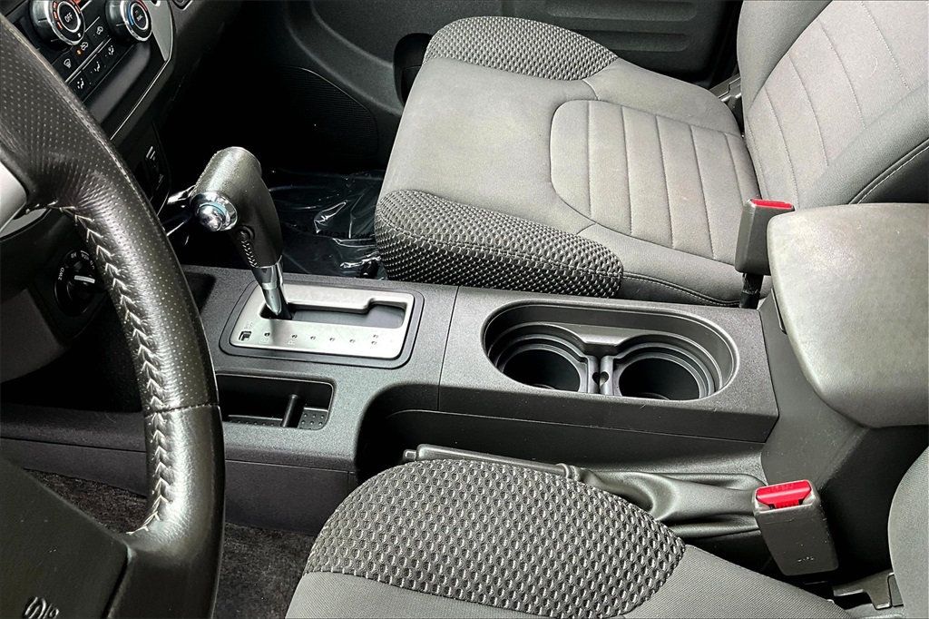 2018 Nissan Frontier Crew Cab PRO-4X photo 21