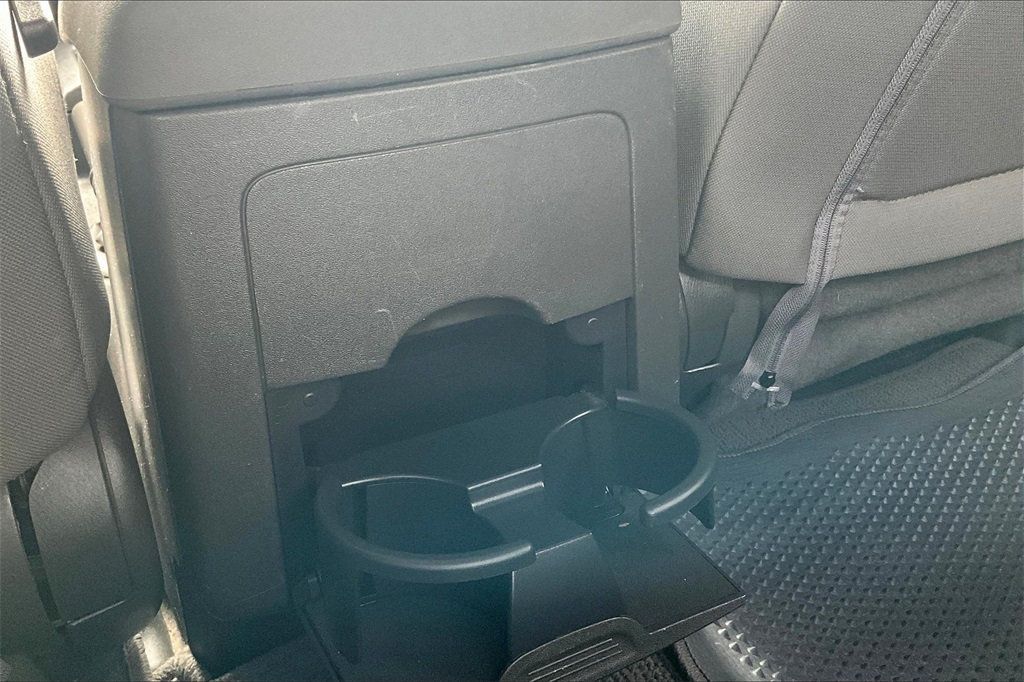 2018 Nissan Frontier Crew Cab PRO-4X photo 23